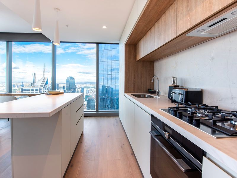 Well-equipped kitchen