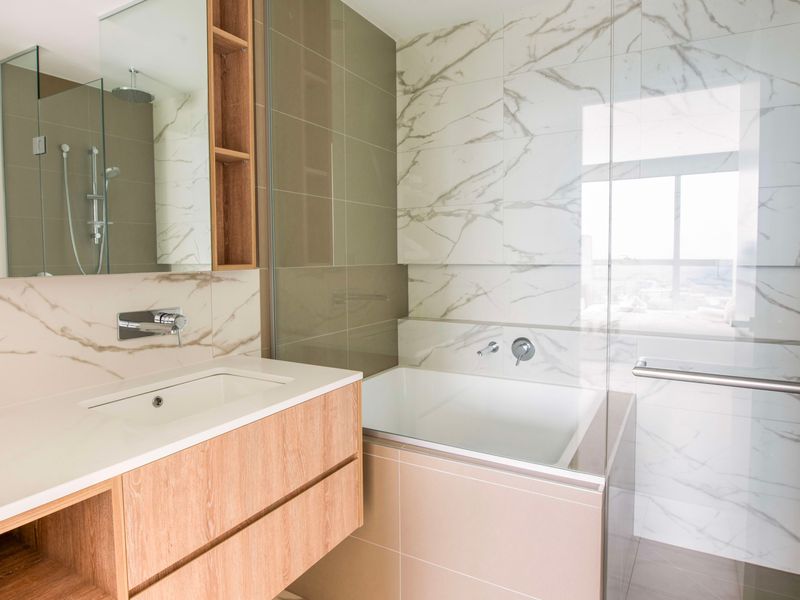 Ensuite With Shower and Bath