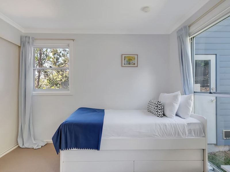 Stunning Coastal Home Views 1 Hour From Sydney