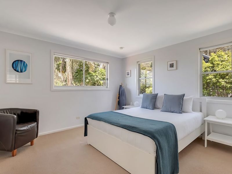 Stunning Coastal Home Views 1 Hour From Sydney