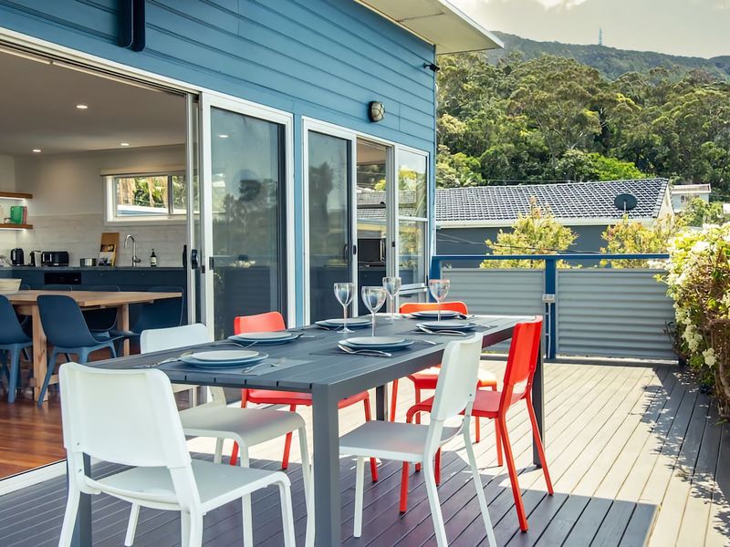 Stunning Coastal Home Views 1 Hour From Sydney