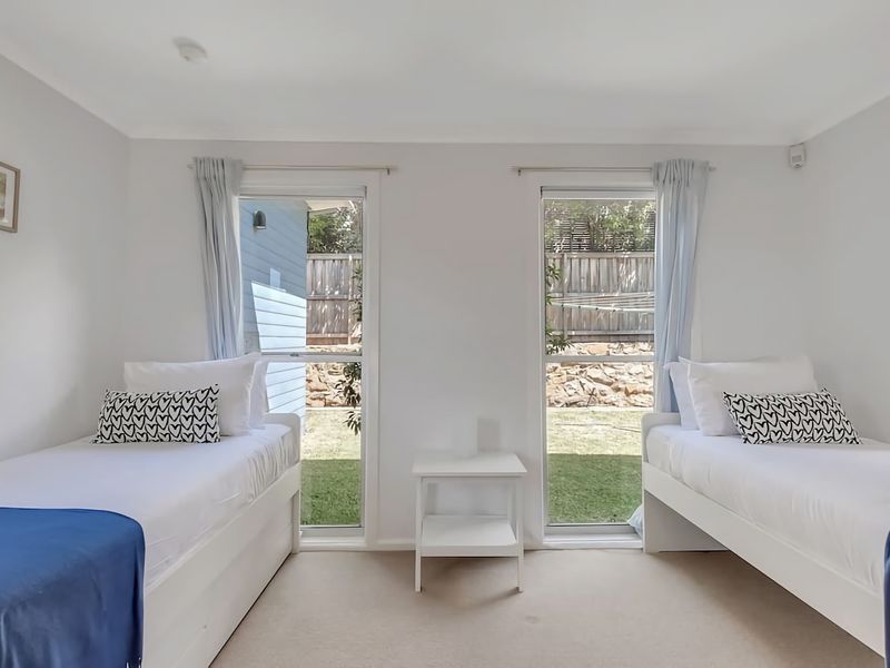 Stunning Coastal Home Views 1 Hour From Sydney