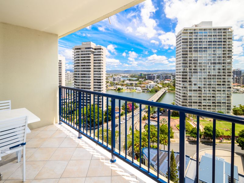 Enjoy alfresco dining with a view