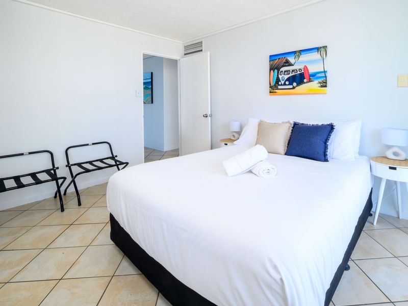 Fresh towels provided