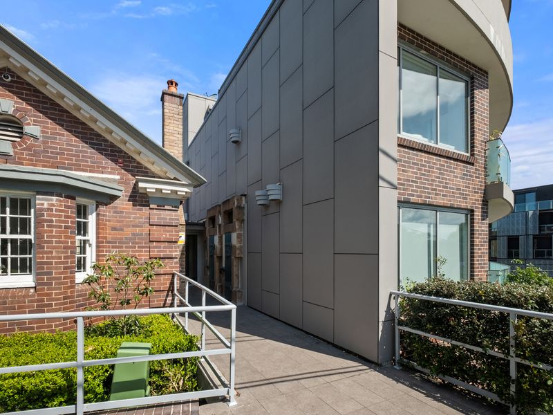 Centrally Located Pymble Apartment