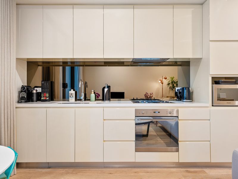 Fully equipped for your culinary adventures: Oven, stove, and everything you need to cook up a feast!