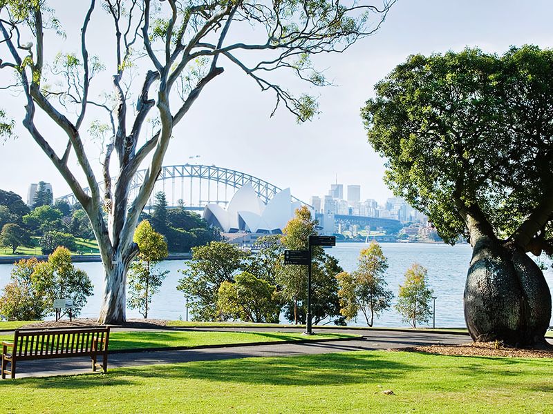 Explore Sydney with ease: Stay close to iconic landmarks and vibrant neighborhoods.