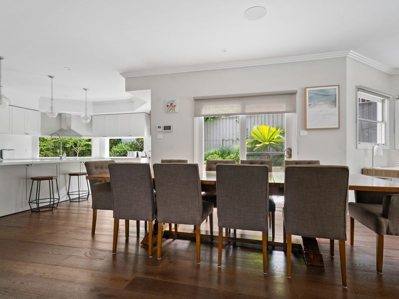 Oatley Escape with Pool Relax in Style & Elegance