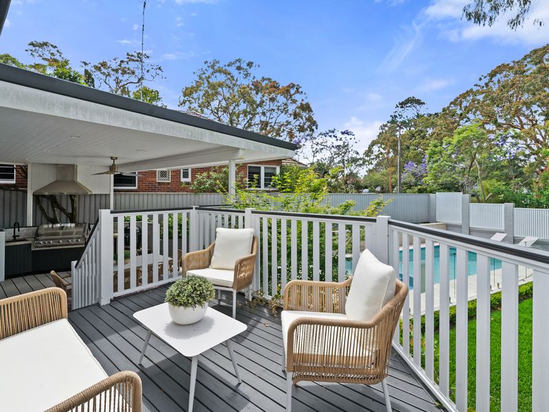 Oatley Escape with Pool Relax in Style & Elegance