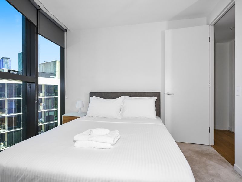 Bedroom with fresh linen and plenty of wardrobe space