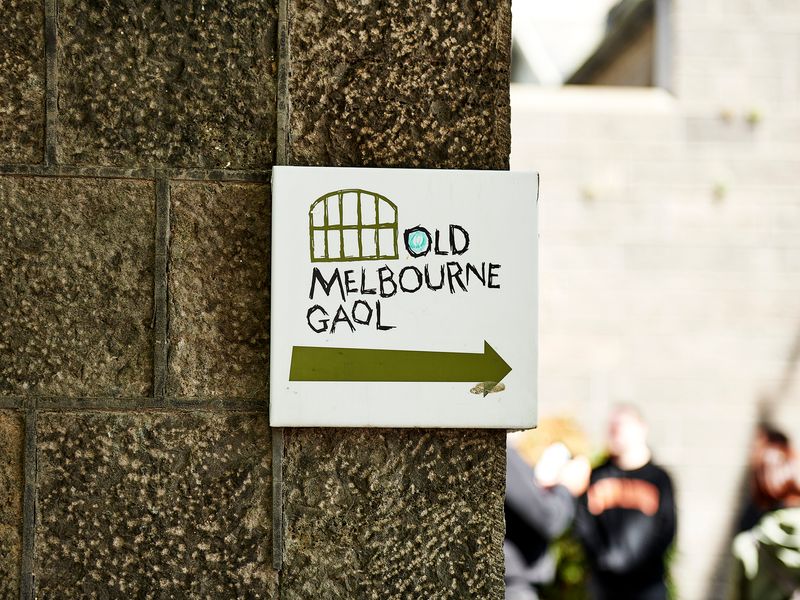 Discover Melbourne from a Stylish City Retreat