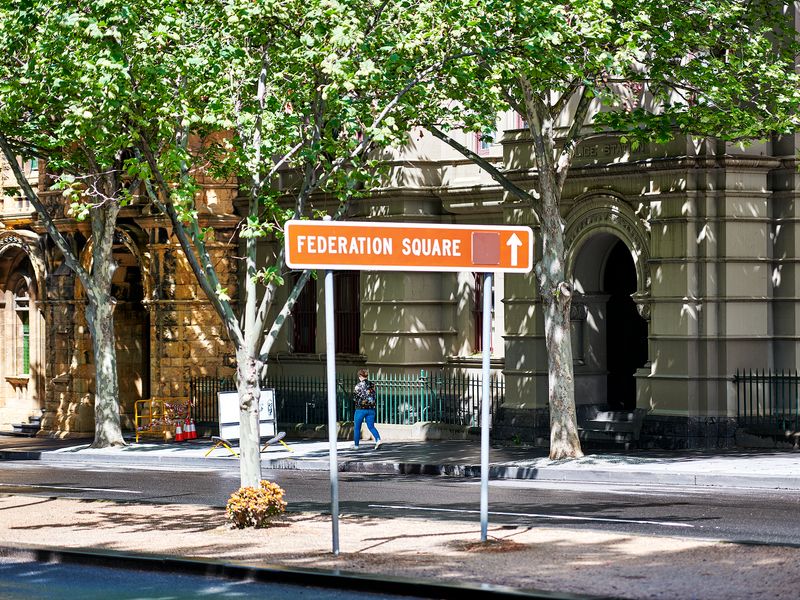 Discover Melbourne from a Stylish City Retreat