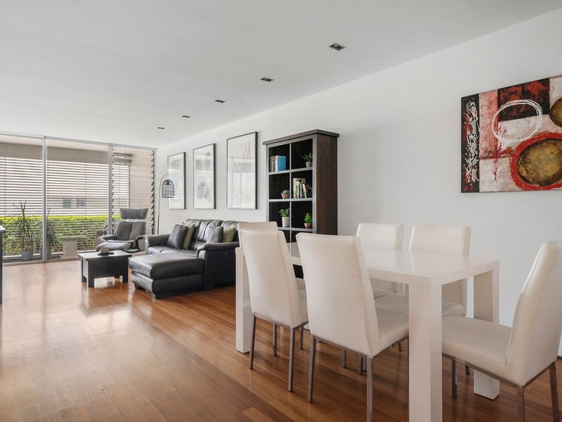 Urban Oasis with Parking Gym Sauna and Lap Pool