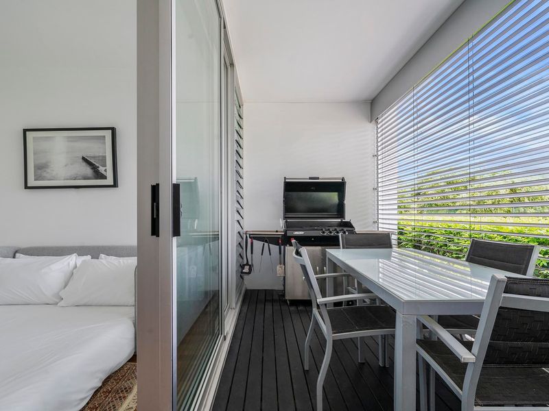 Urban Oasis with Parking Gym Sauna and Lap Pool