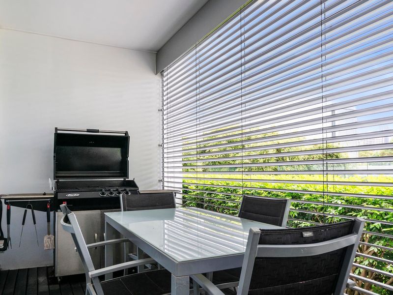 Urban Oasis with Parking Gym Sauna and Lap Pool