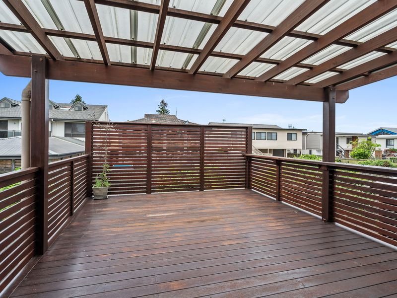 Seaside Living, Family Style!