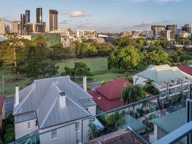 Russell St. Retreat near Brisbane Convention Centre