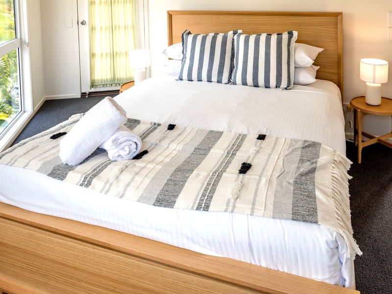 Coastal Style Living – 2 Bed + Study Retreat