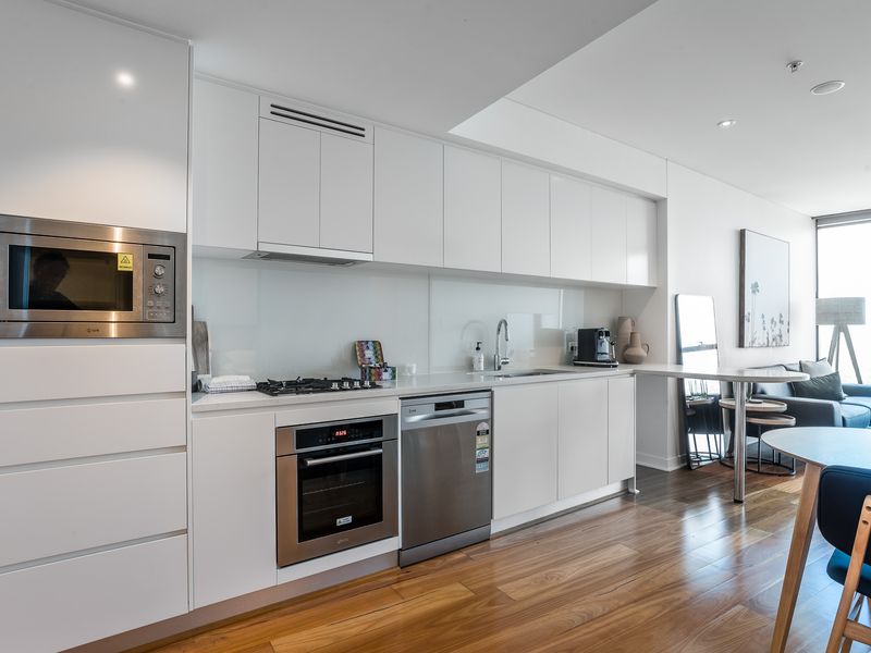 Stylish open-plan set up