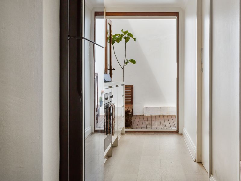 Stylish Urban Retreat in the Heart of Pyrmont