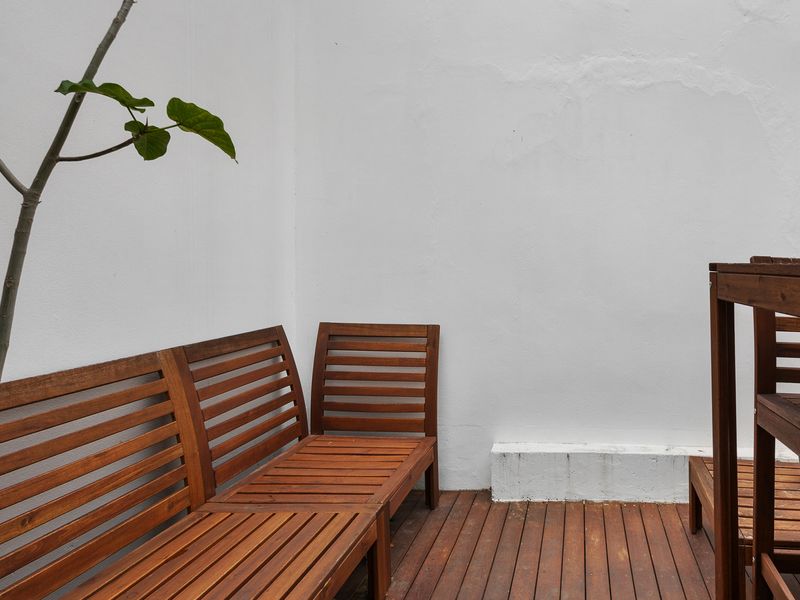 Stylish Urban Retreat in the Heart of Pyrmont