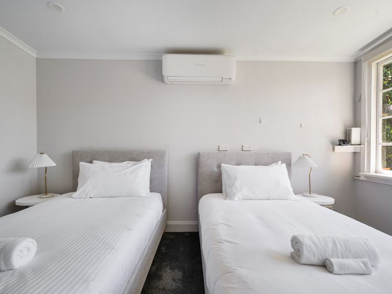 Charming House in Woolwich