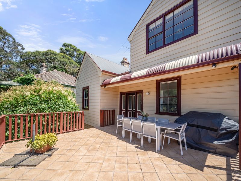 Perfect spot for entertaining, complete with a BBQ and dining set.