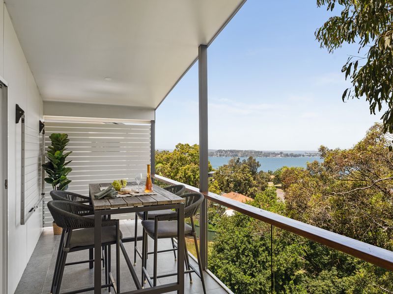 Indulge in alfresco dining with breathtaking lake views—perfect for sunset meals or leisurely brunches surrounded by nature.