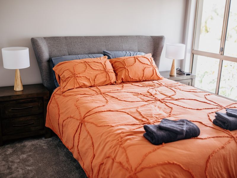 Riverfront Retreat – Family Getaway 4BR, Pool!