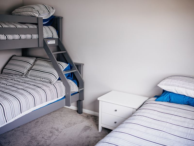 Riverfront Retreat – Family Getaway 4BR, Pool!