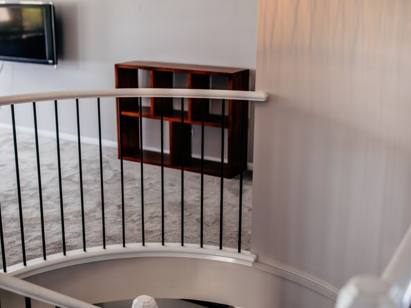 Riverfront Retreat – Family Getaway 4BR, Pool!