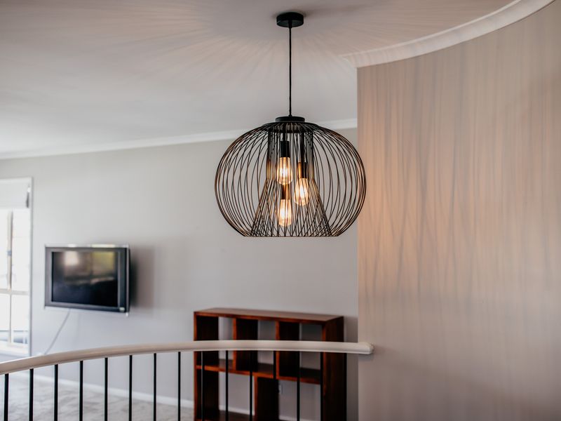 Riverfront Retreat – Family Getaway 4BR, Pool!