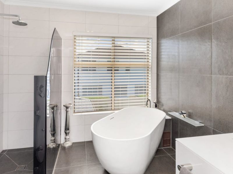 Riverfront Retreat – Family Getaway 4BR, Pool!