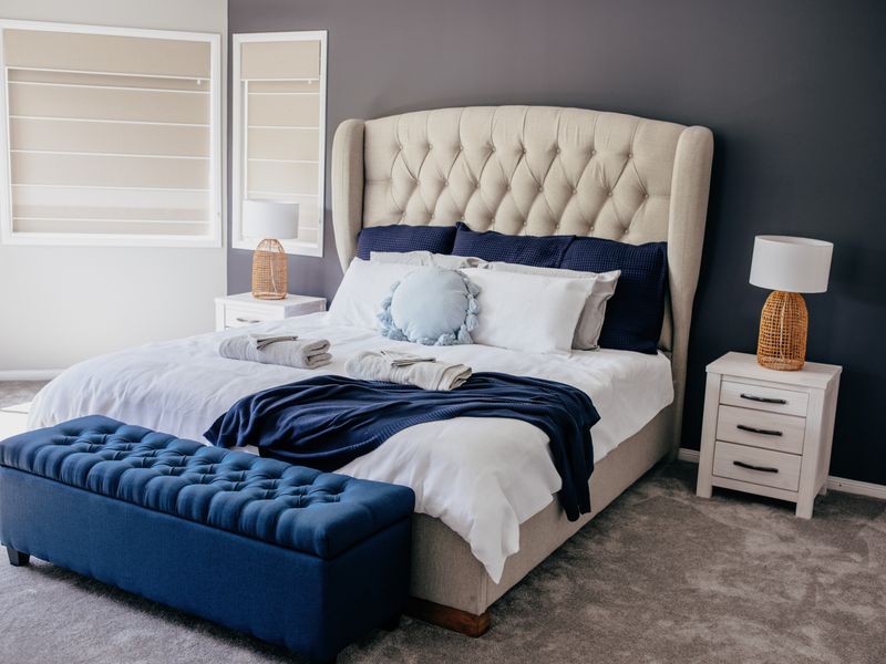 Riverfront Retreat – Family Getaway 4BR, Pool!