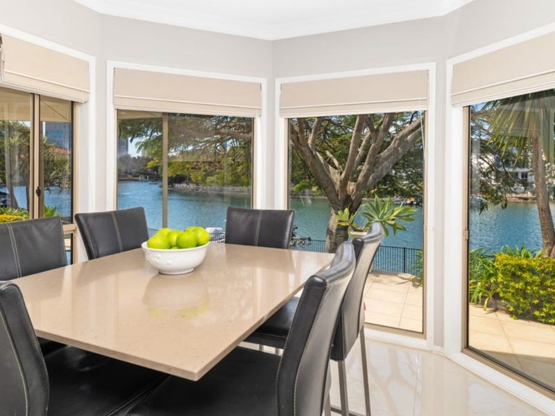 Riverfront Retreat – Family Getaway 4BR, Pool!