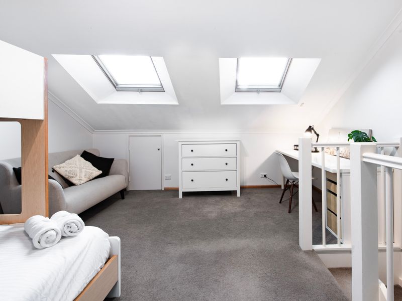 Ace Your Stay – Pool, Gym & Tennis in One Place!