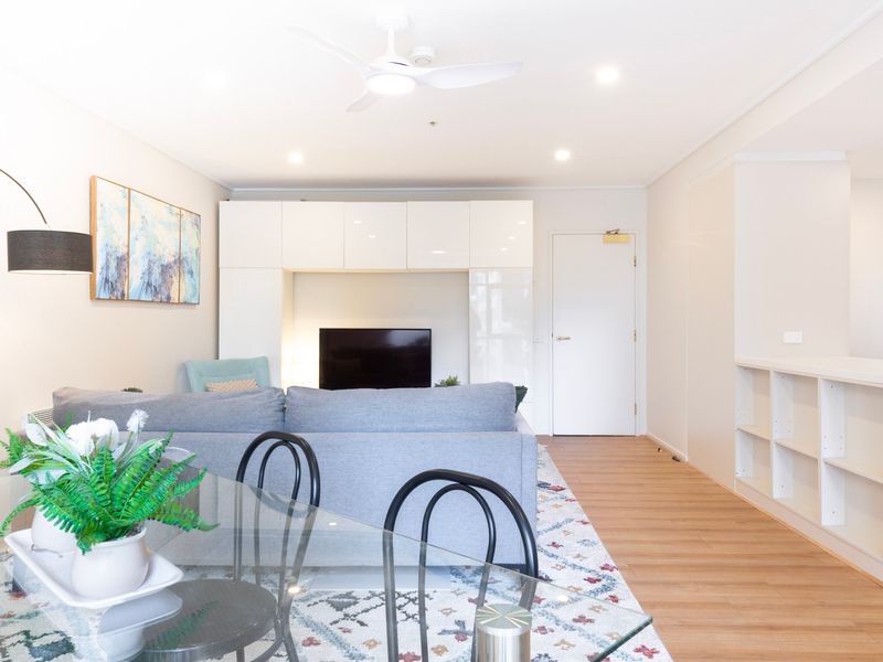Melbourne Apartment with Pool, Spa & Tennis Court