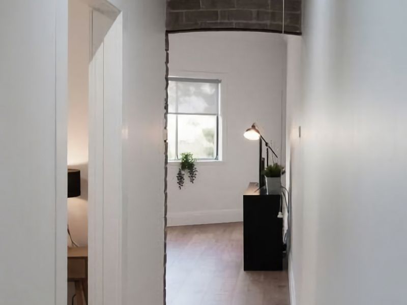 Moments to Balmoral – Art Deco Apartment Mosman