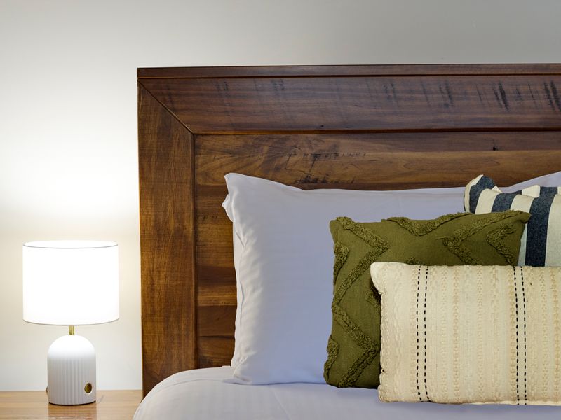 West Melbourne Gem: 4 Bedrooms w Car Park