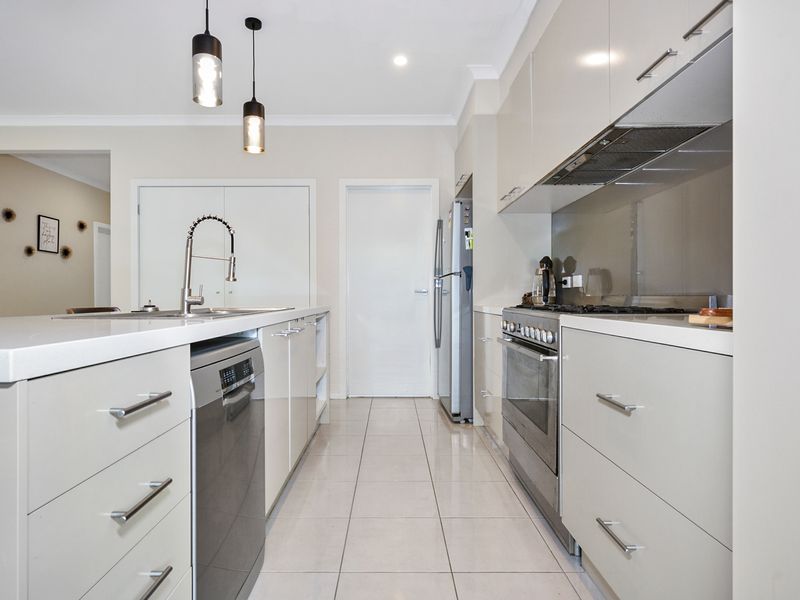 With fully-equipped kitchen including all the essentials for convenient cooking
