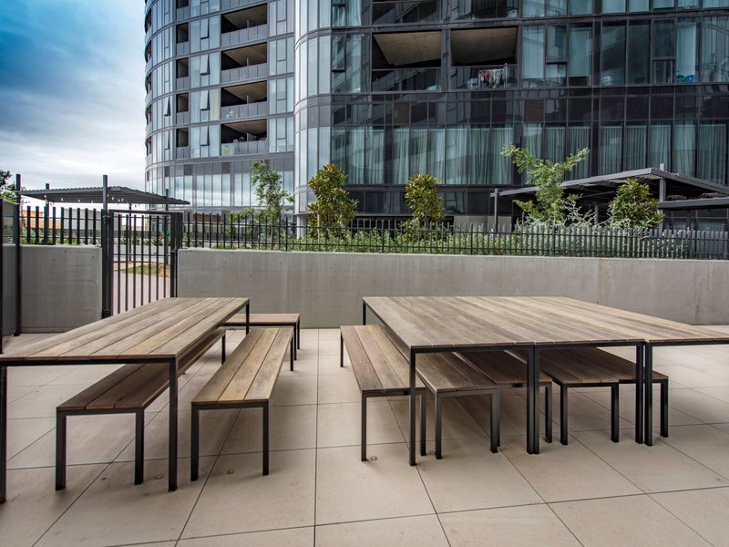 Modern outdoor dining space