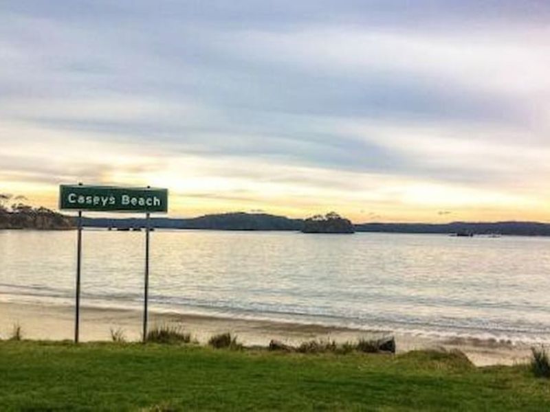 Caseys Beach