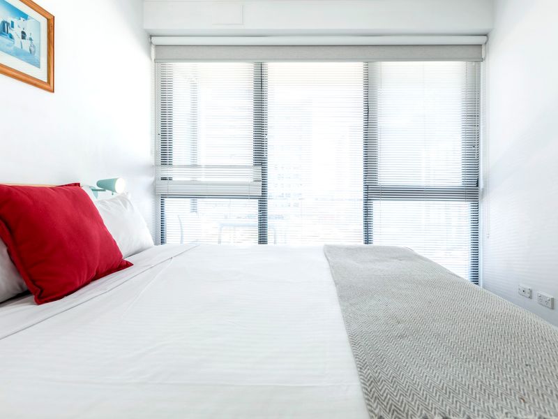 Tranquil 2-Bed Apartment with Pool and Gym Access