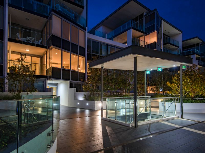 Outdoor area - night time