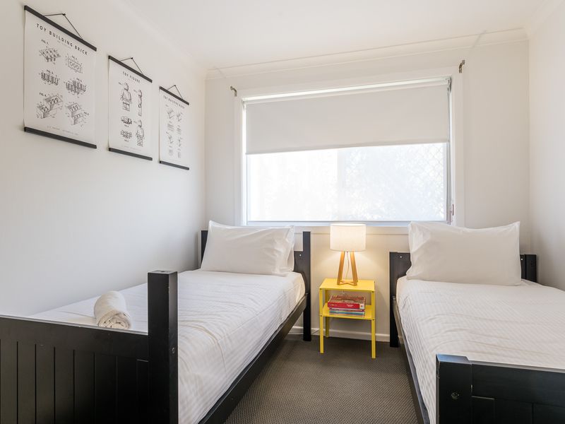Coastal Comfort in Labrador – Family-Friendly!