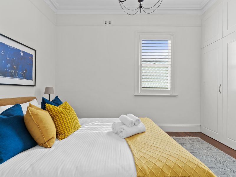 A perfect blend of light, comfort, and style.