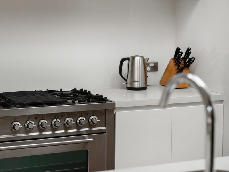 Fully stocked kitchen with a beautiful design. Everything you need to feel right at home!