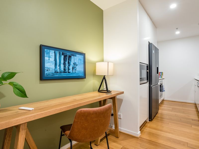 Workspace: Seamlessly blend productivity and pleasure! We understand the need for a dedicated space, and this stylish, custom workspace is the perfect solution.