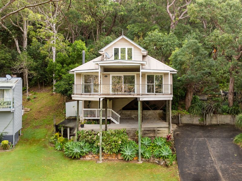 The Hardys Bay Hideout
