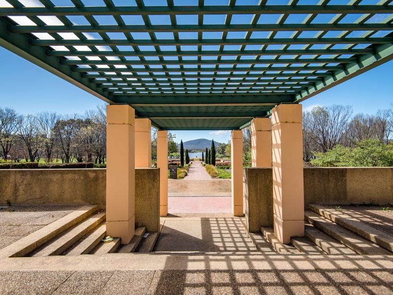 Stylish Stay Near Lake Tuggeranong